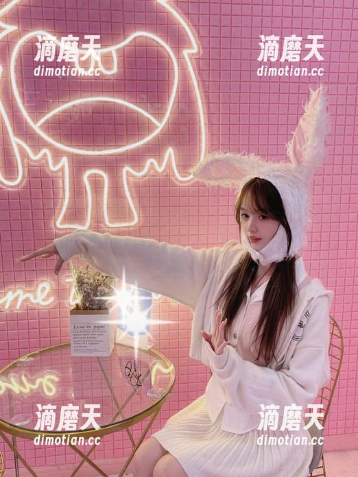 51.com 51.com网站:吃瓜不怕卡路里,反正都在看别人的生活!