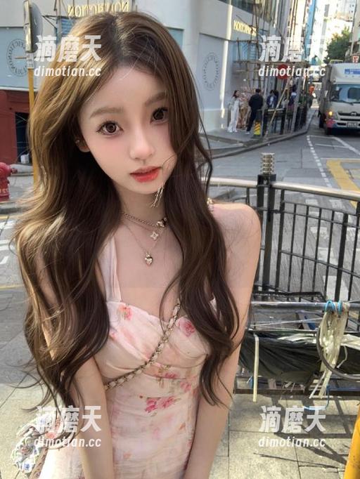 51.com 51.com登录后,让我思考:我们到底是在吃瓜,还是在生活里追剧呢?