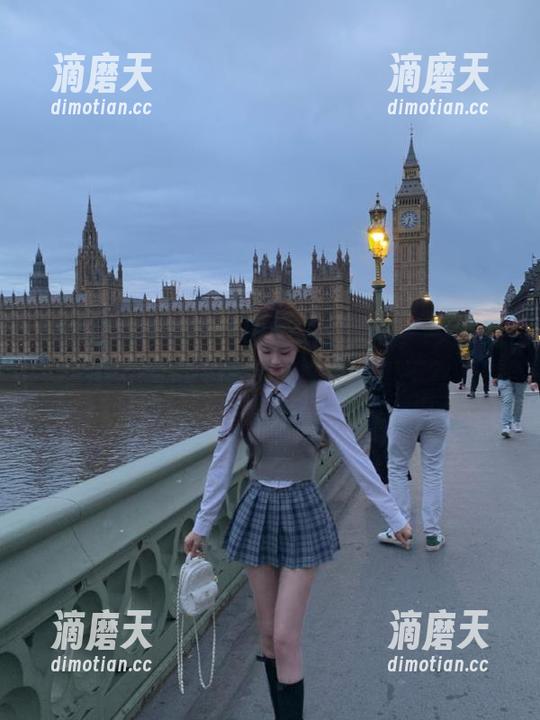 51吃瓜中心 51吃瓜中心发布:今日瓜事大揭秘,谁才是真正的瓜王?