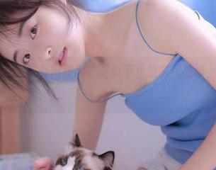 61吃瓜网官网：吃瓜不止是嘴里的事，耳朵也不闲着！