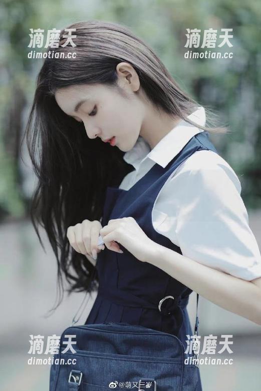 在91cg.com上免费畅游QQ八卦，不信你来试试，瓜太甜了！