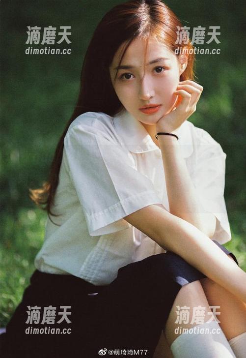紧跟趋势，看看关于吃瓜的新视频，‘xgua5.tv’背后的哈哈镜真是奇幻！