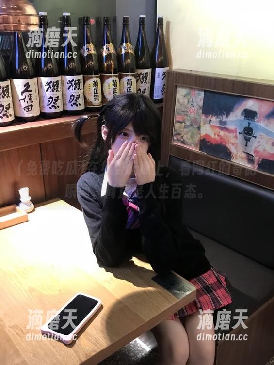 在免费吃瓜上，看网红的奇葩瞬间，简直是人生百态。