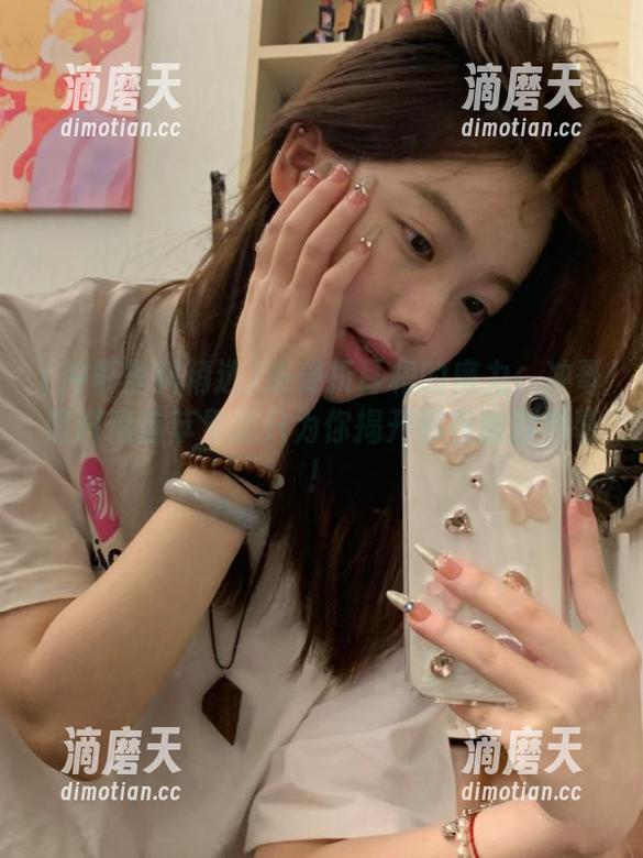 冲哥黑料精选 感受折耳根的魔力:冲哥黑料精选苹果版只为你揭开那些幽默黑幕!