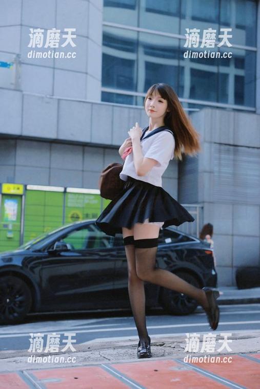 下载吃瓜网后，谁还需要手撕瓜？观看就够了！