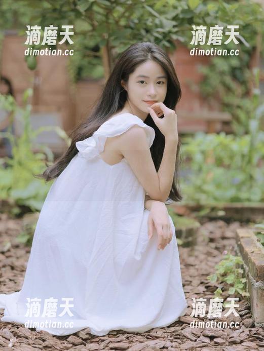 吃瓜网 吃瓜网:苦瓜也好甜瓜都好,QQ随时等你来聊天解闷!
