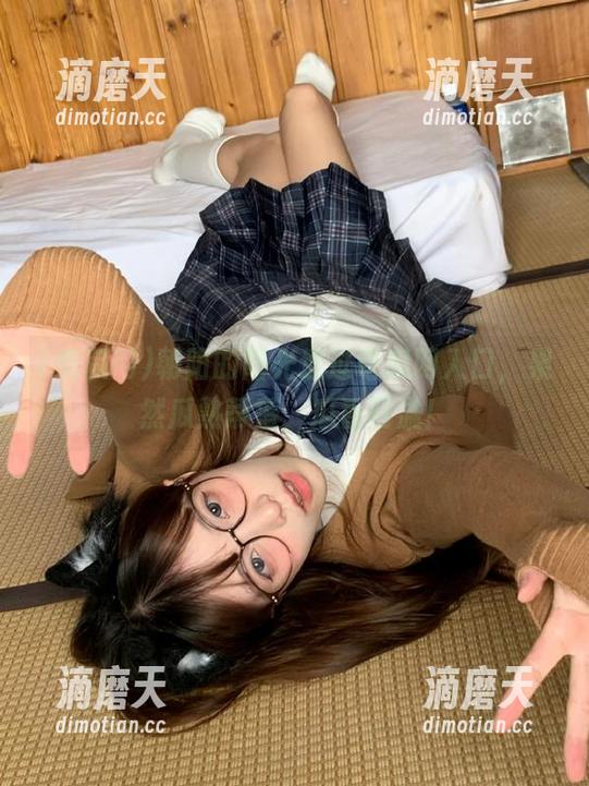 朝阳的阳光透过吃瓜网入口，果然瓜熟蒂落、瓜香四溢！
