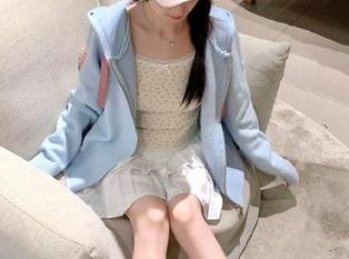 跟随网红潮流，光看不吃好可惜，去“吃瓜网址”网页逛一圈吧！