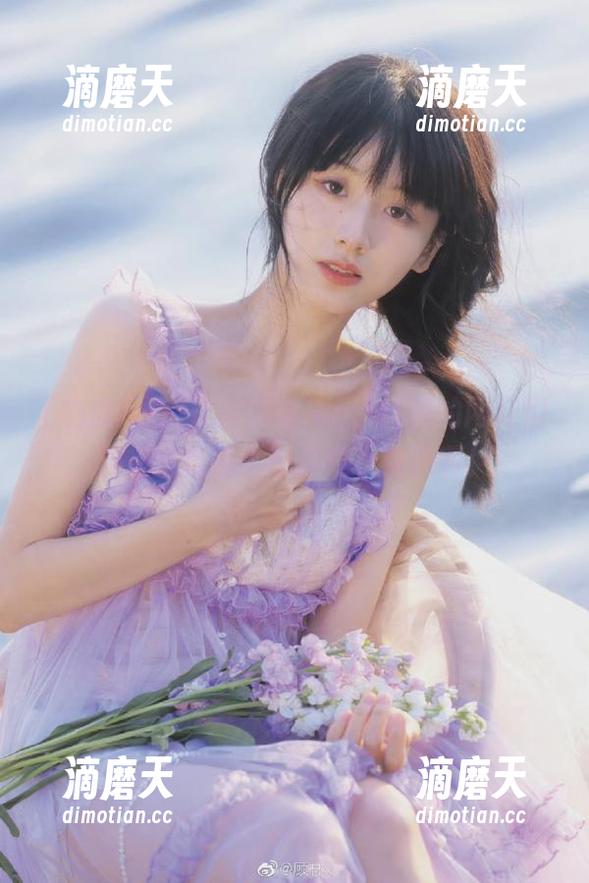 吃瓜网址 吃瓜网址ios,这里的网红们真是个低成本的百变小妖精啊!