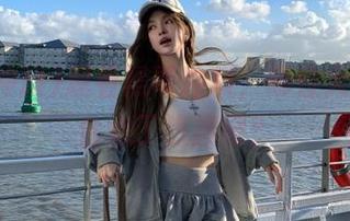 观看黑哥冲料，哪位大神在后台点了热搜啊？