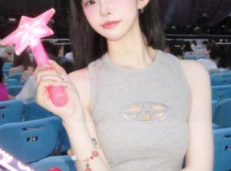 在线看黑料网苹果版，感觉自己变成了八卦侦探，但真心没干劲……