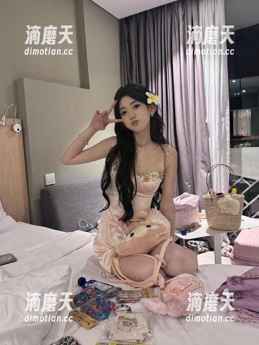 黑网料 黑网料官网,这里的瓜可贼甜,吃的我恨不得爬进去!