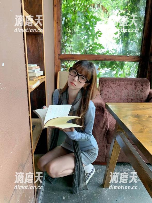 黑脸不打烊，永久霸屏娱乐圈八卦！